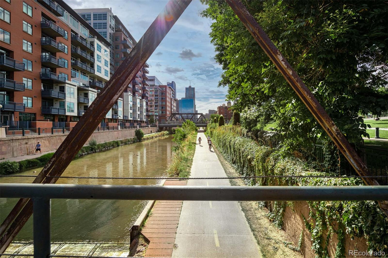 1401 Delgany Street Unit: 204