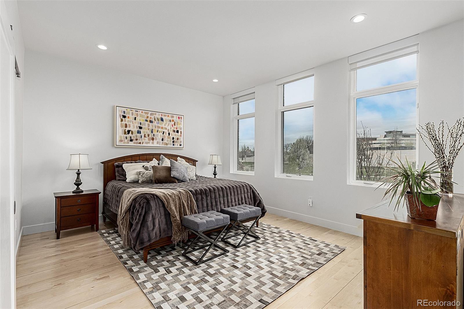 1401 Delgany Street Unit: 204