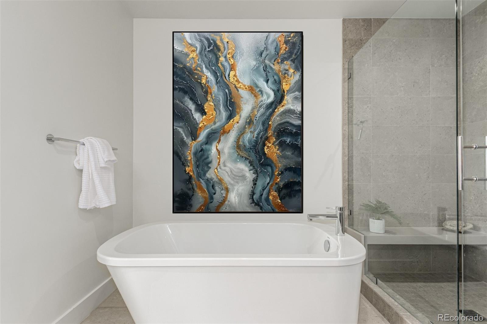 1401 Delgany Street Unit: 204