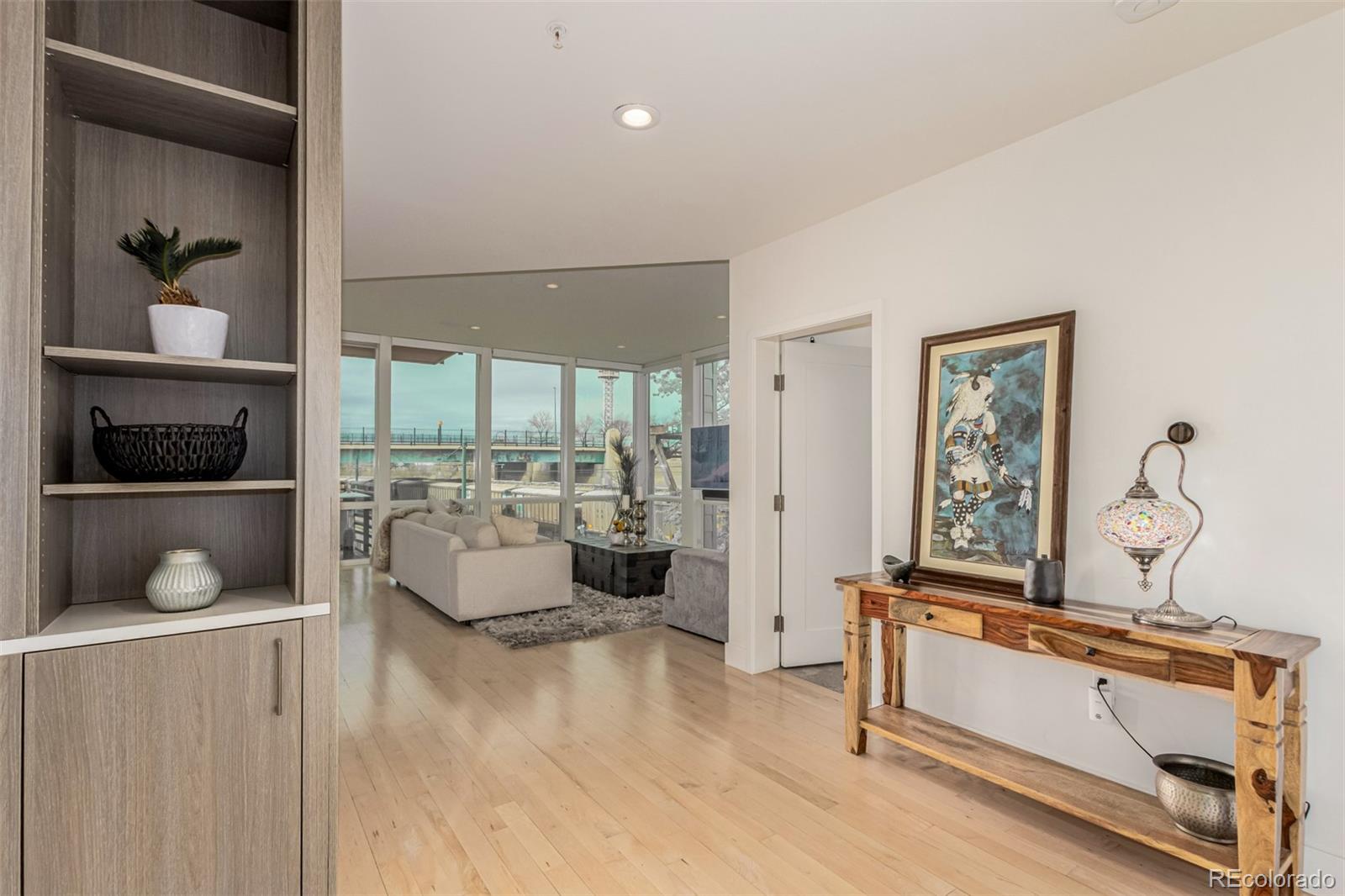 1401 Delgany Street Unit: 204