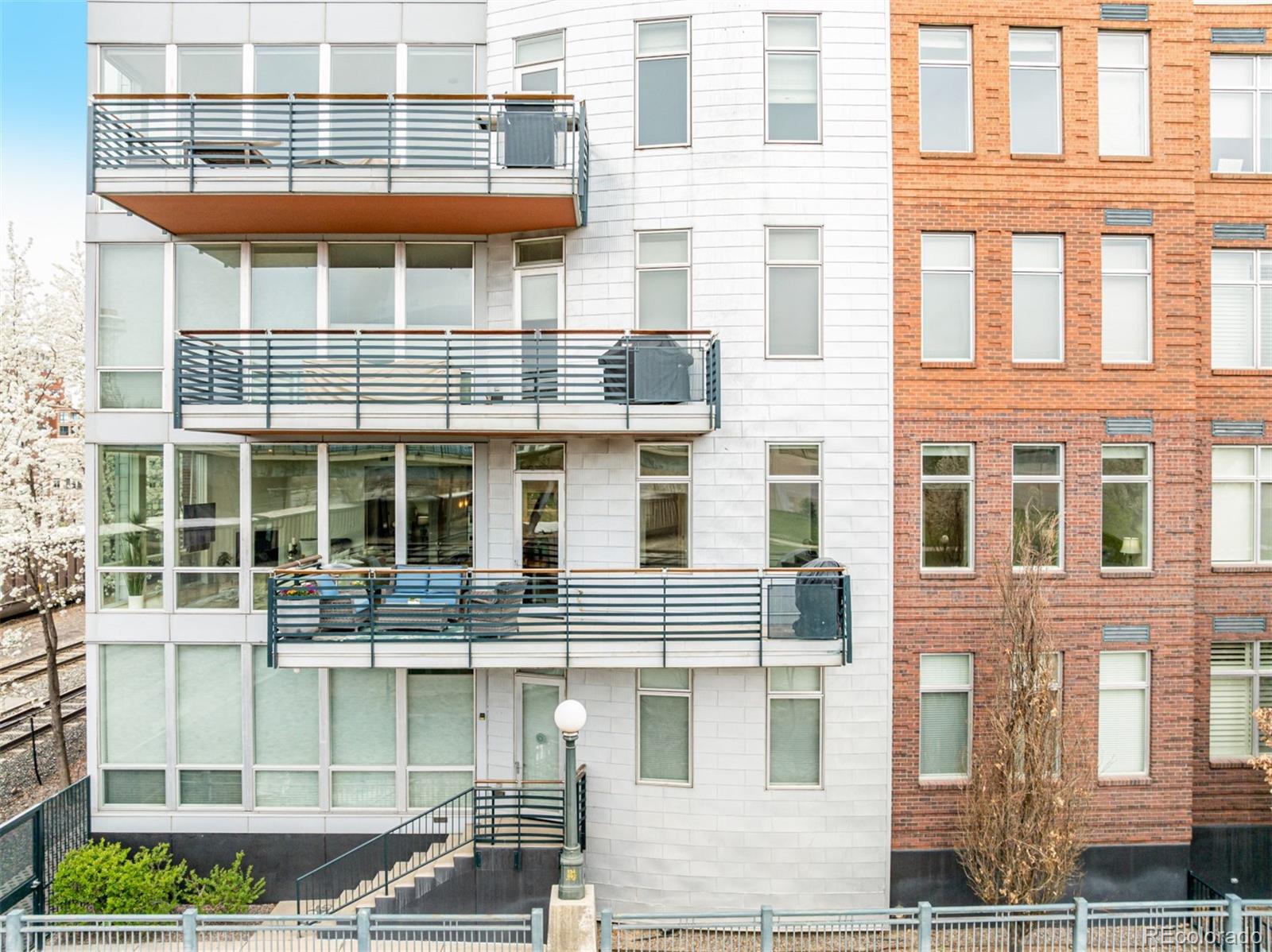 1401 Delgany Street Unit: 204