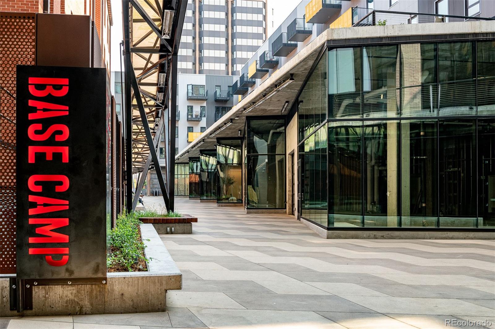 1401 Delgany Street Unit: 204