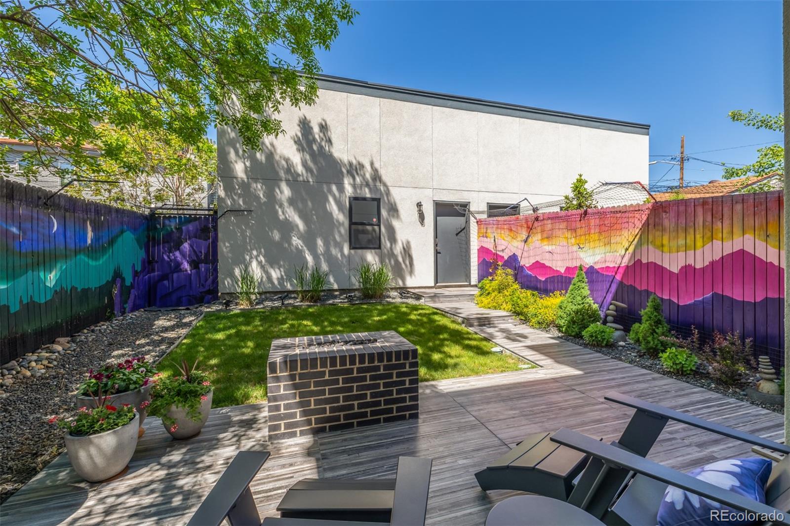 3615 Shoshone Street