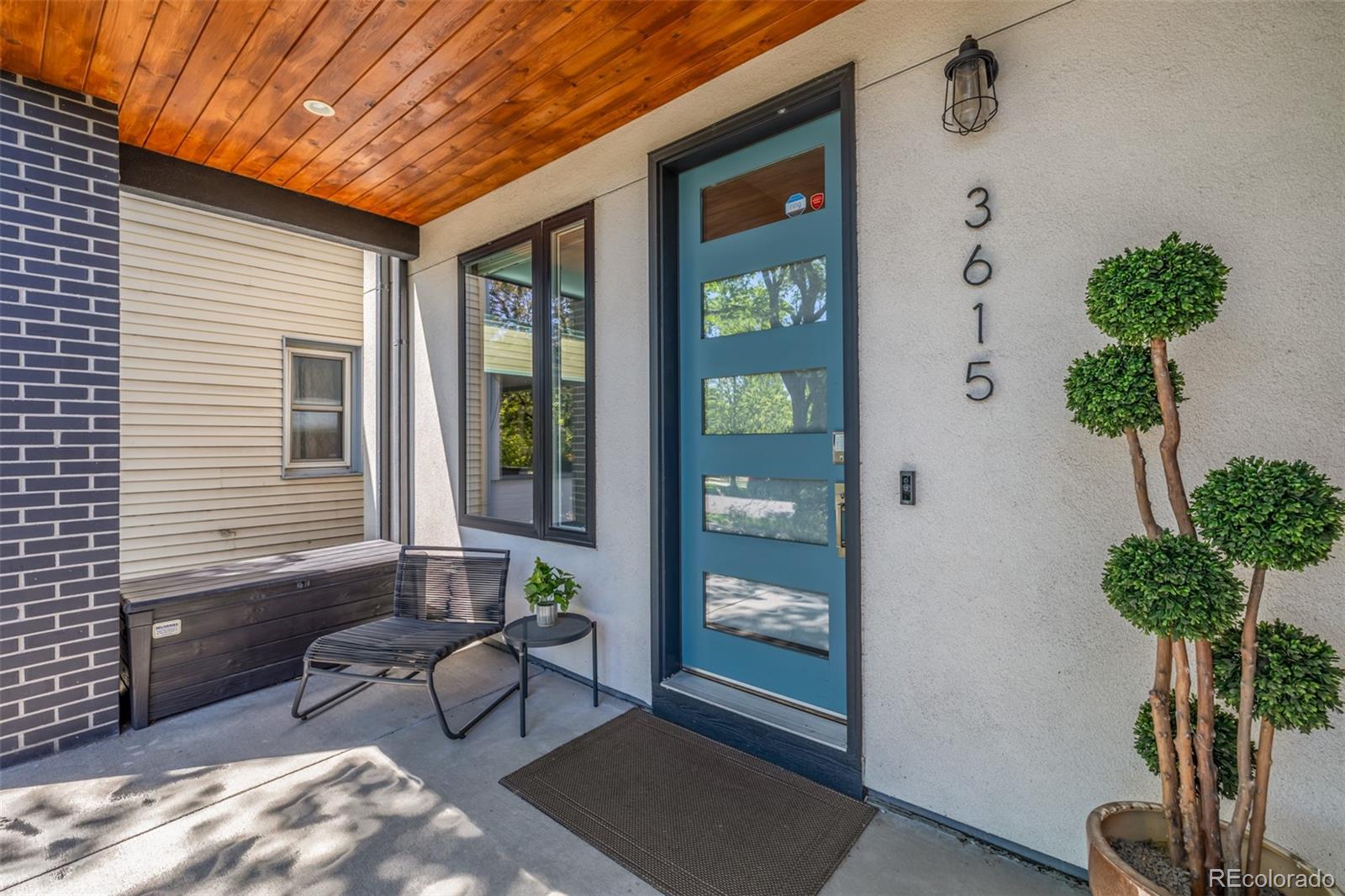 3615 Shoshone Street