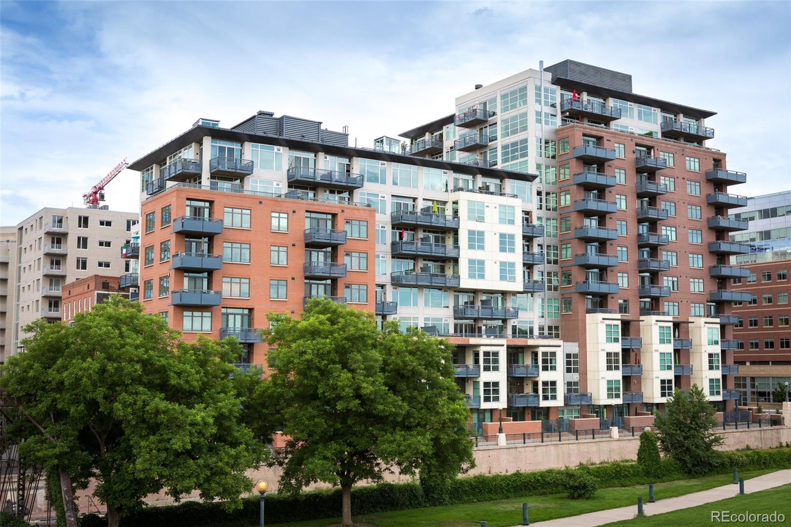 1401 Wewatta Street Unit: 211