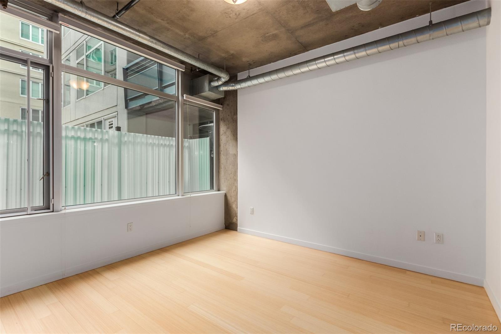 1401 Wewatta Street Unit: 211