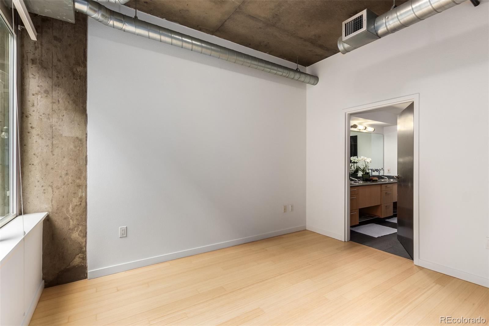 1401 Wewatta Street Unit: 211