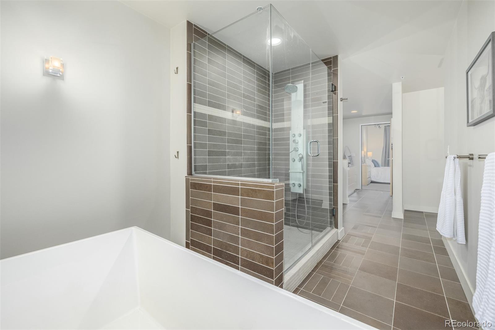 2229 Blake Street Unit: 501