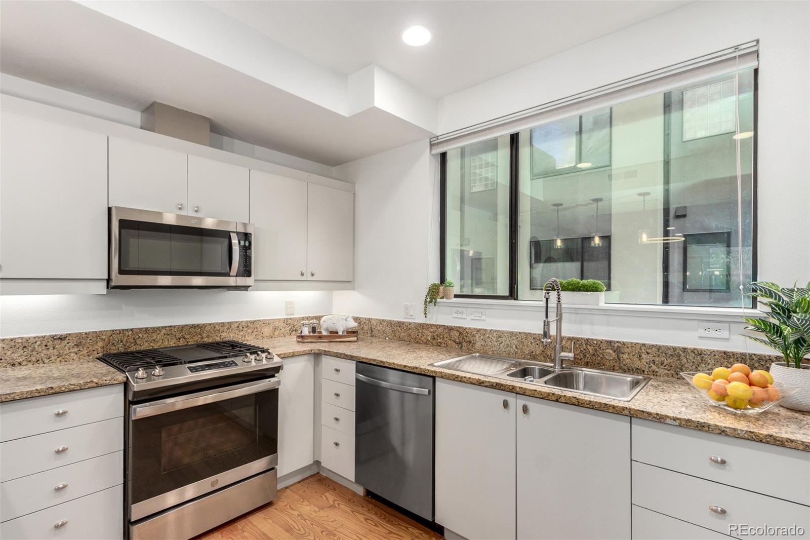 2347 Glenarm Place