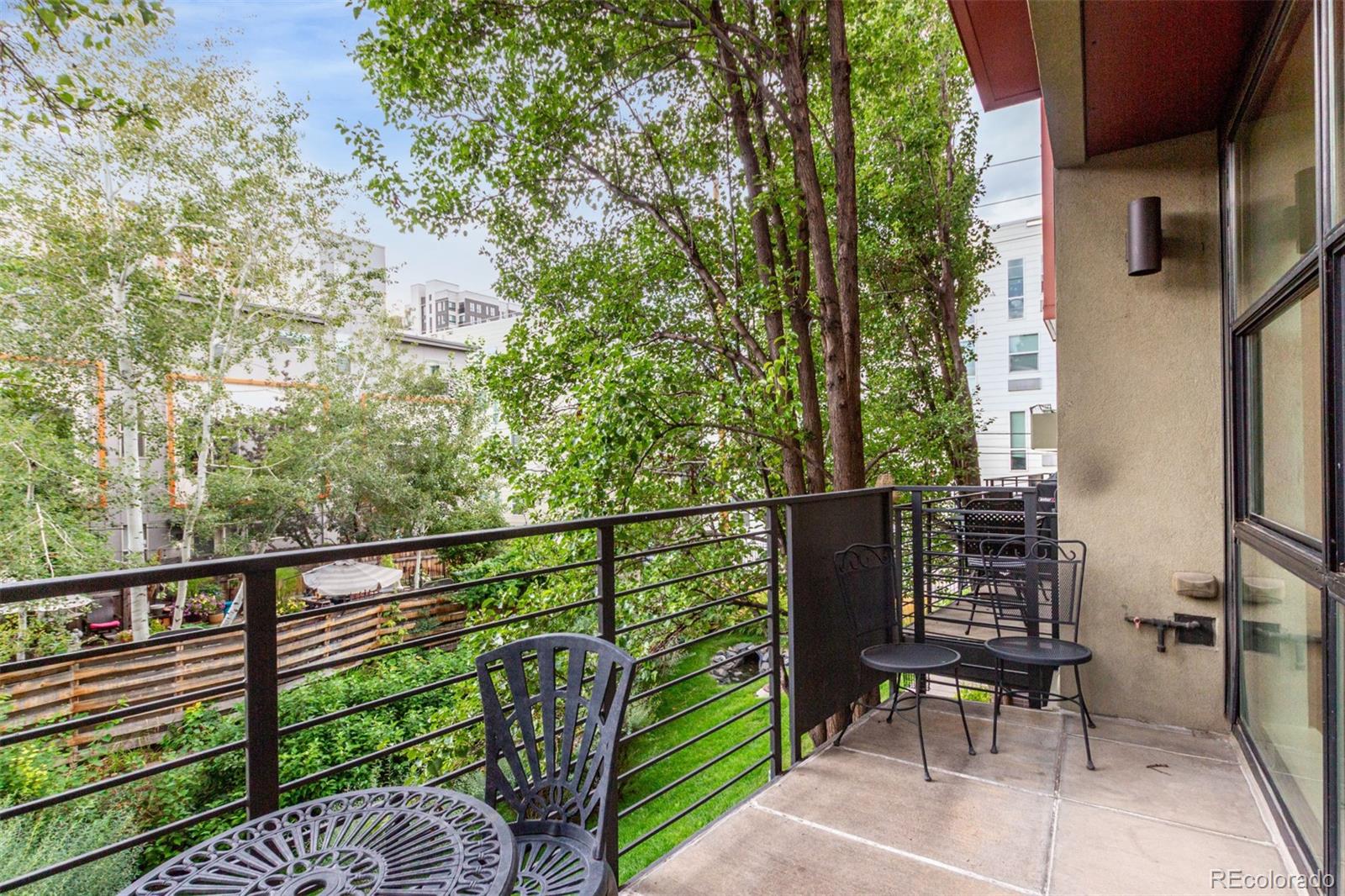 2347 Glenarm Place