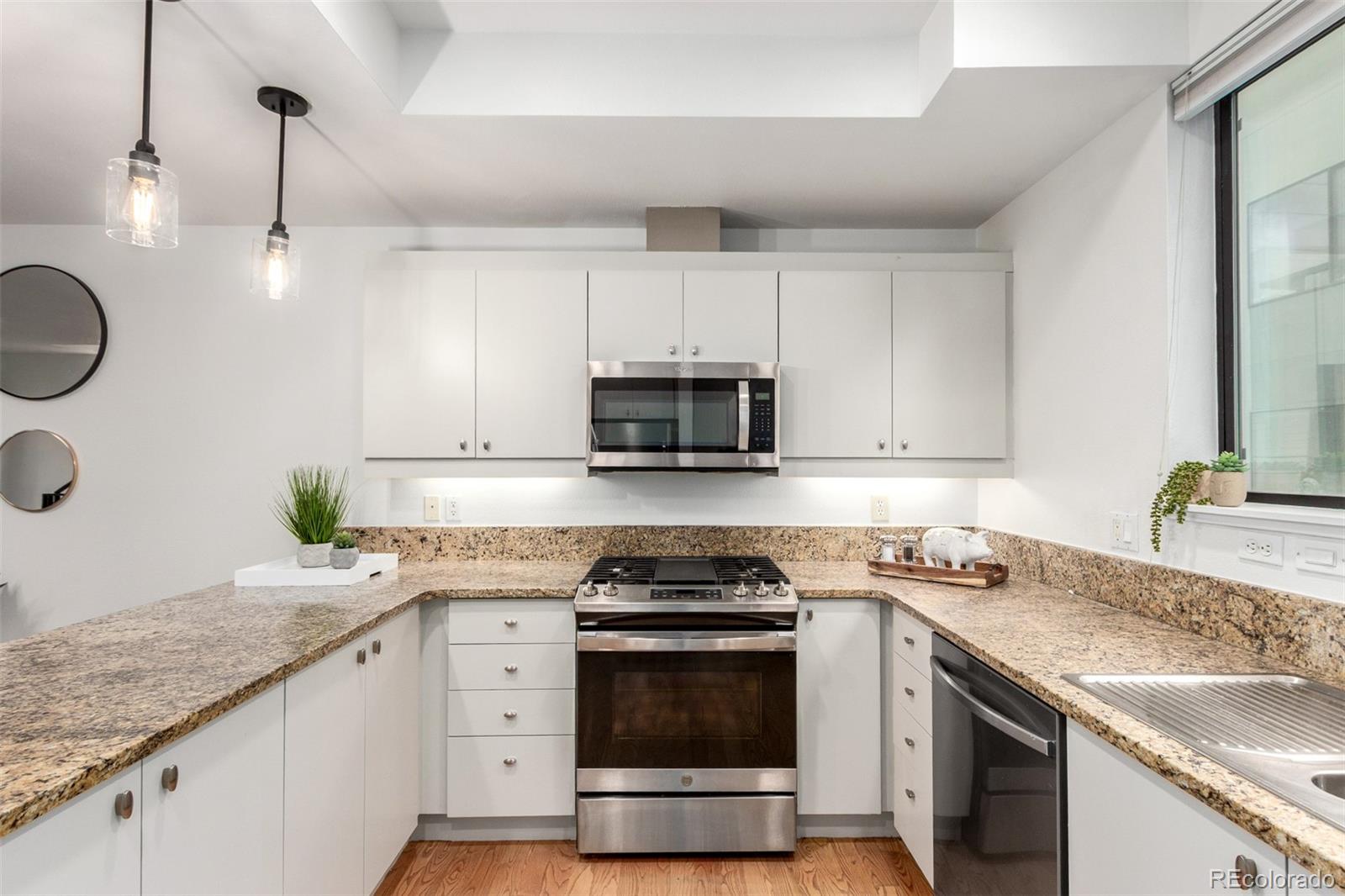 2347 Glenarm Place