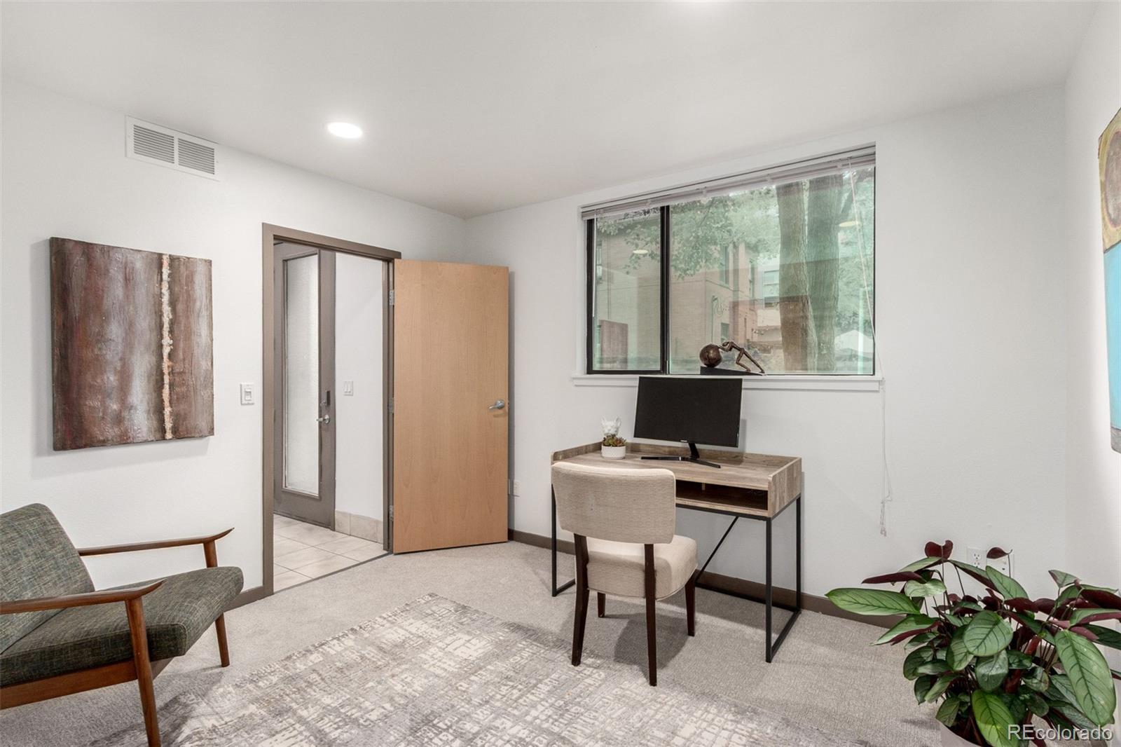 2347 Glenarm Place