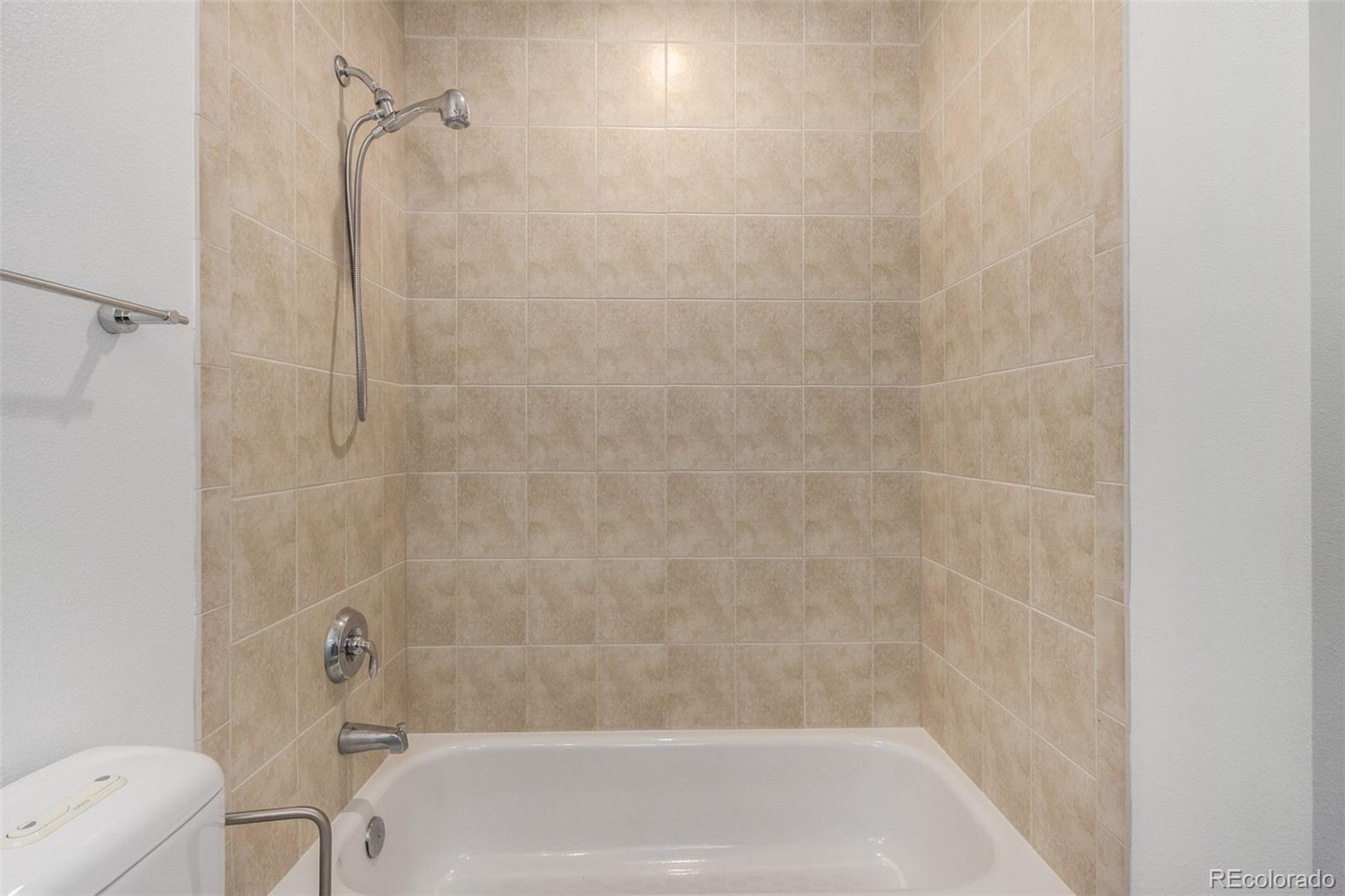 2347 Glenarm Place