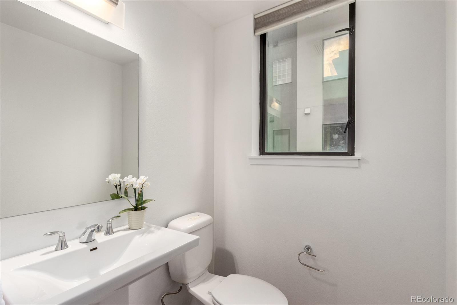 2347 Glenarm Place