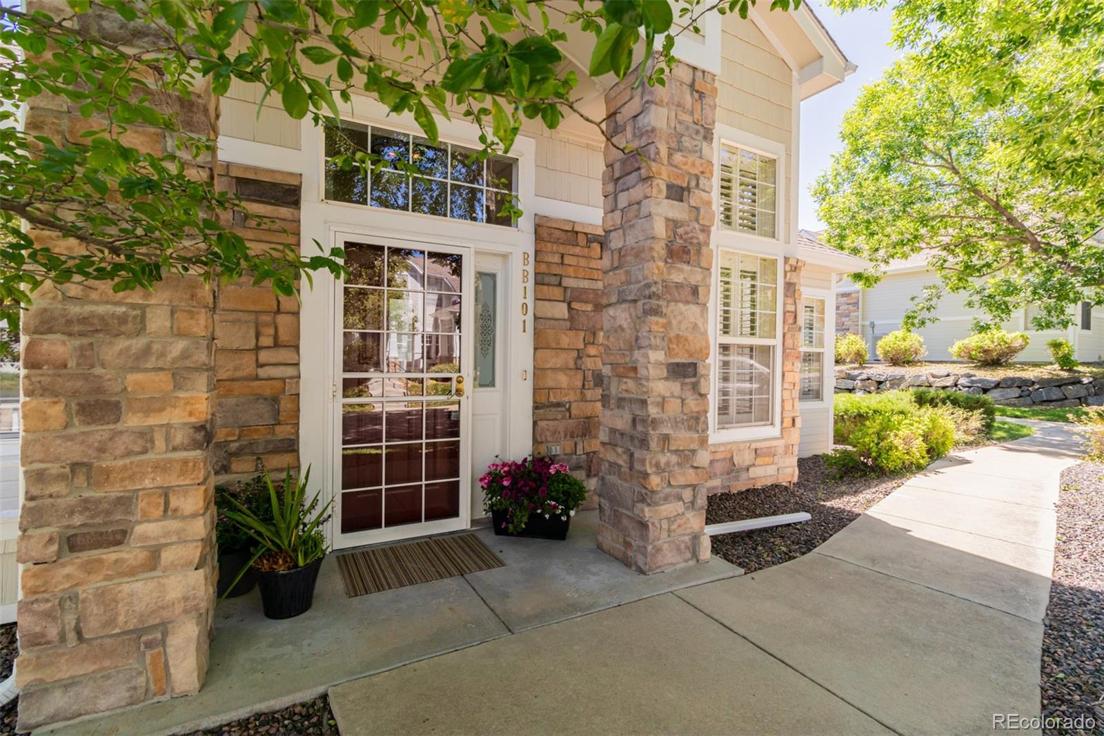 8300 Fairmount Drive Unit: BB101