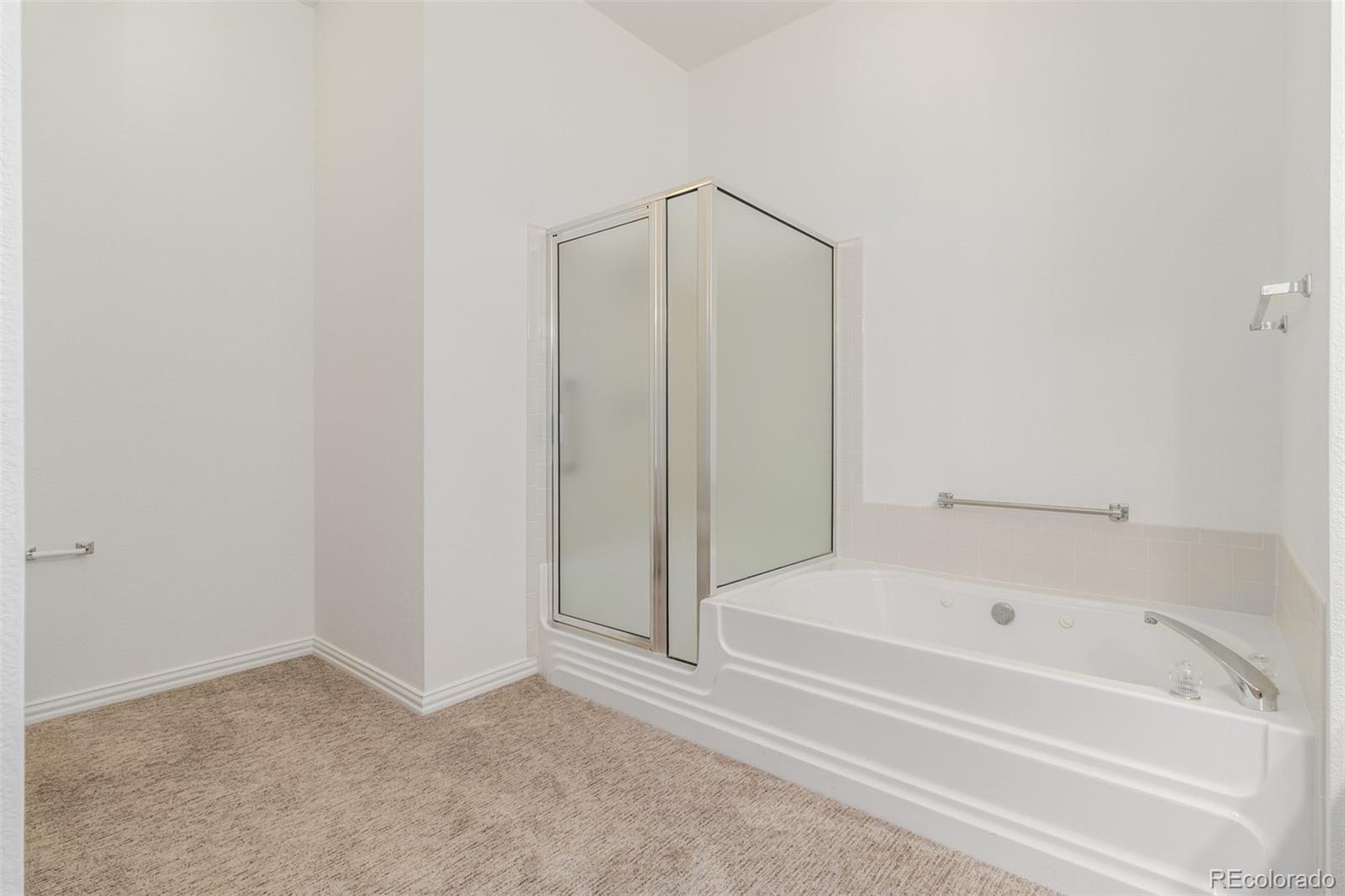 8300 Fairmount Drive Unit: BB101