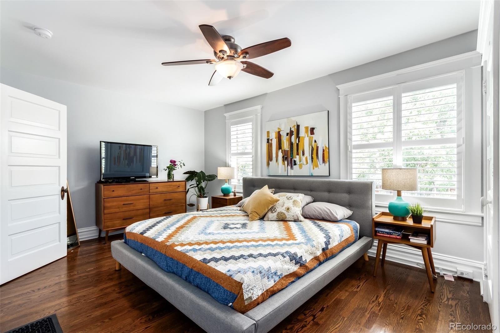 2050-L N Ogden Street