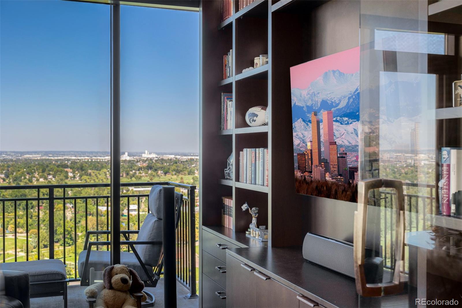 1650 Fillmore Street Unit: 2107