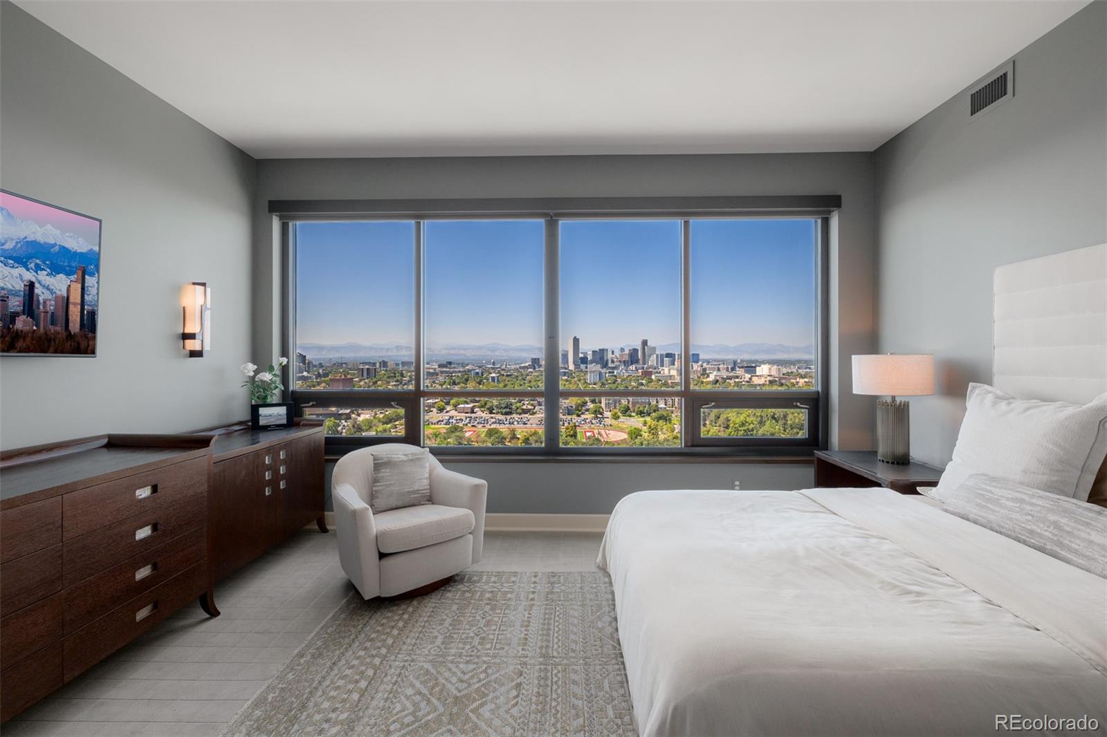 1650 Fillmore Street Unit: 2107