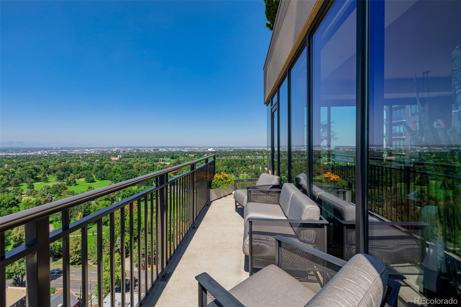 1650 Fillmore Street Unit: 2107