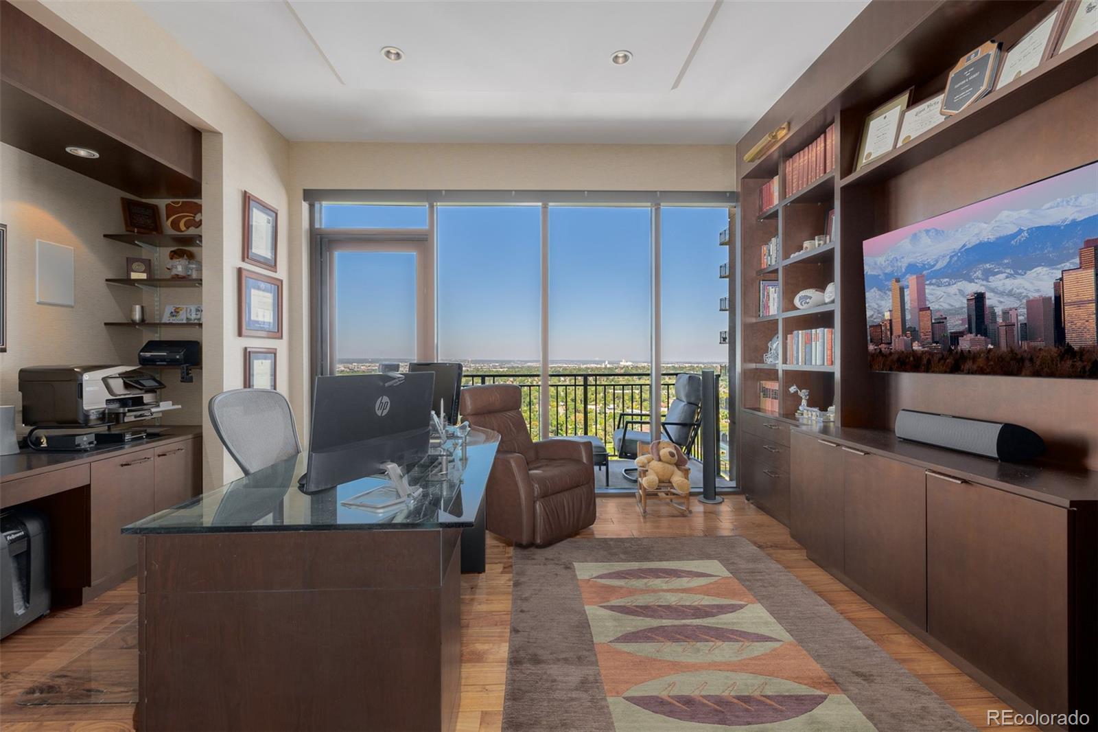 1650 Fillmore Street Unit: 2107