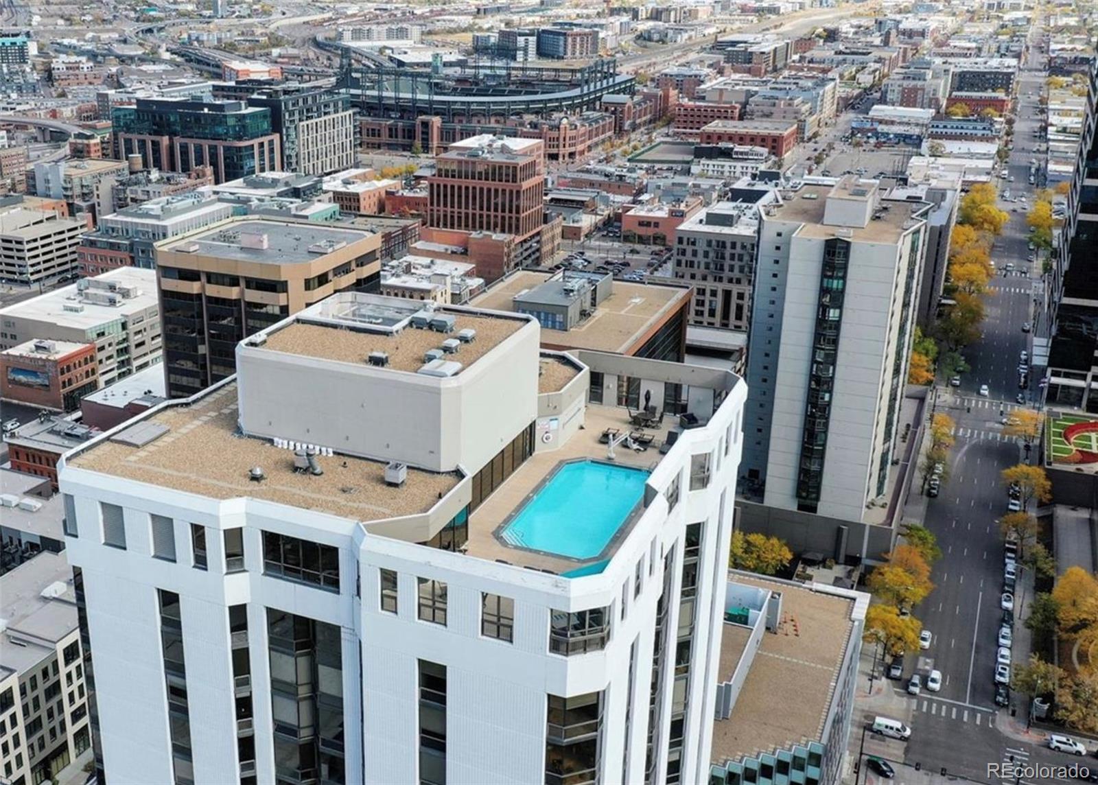 1625 Larimer Street Unit: 2707