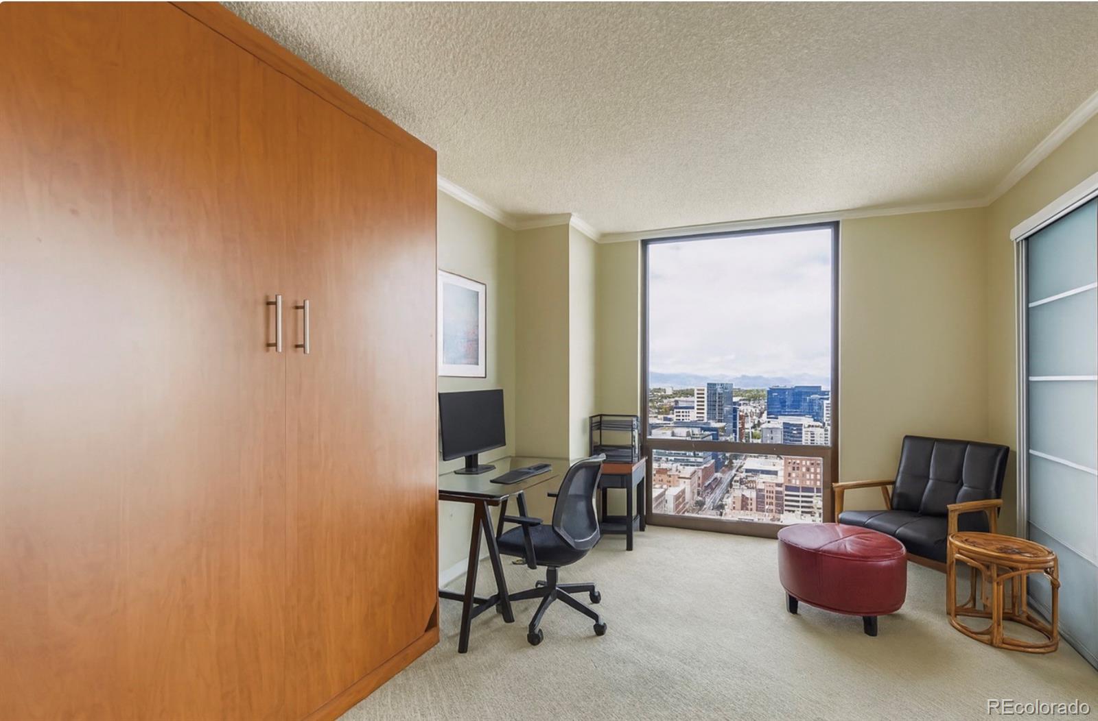 1625 Larimer Street Unit: 2707