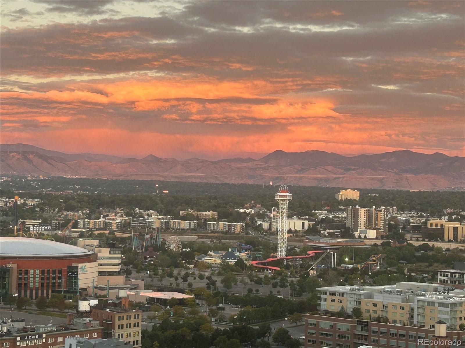 1625 Larimer Street Unit: 2707