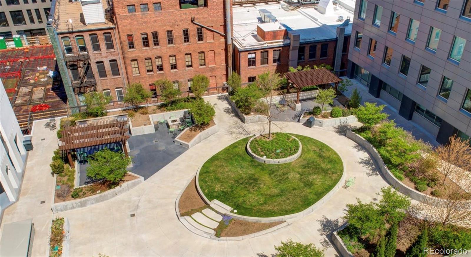 1625 Larimer Street Unit: 2707