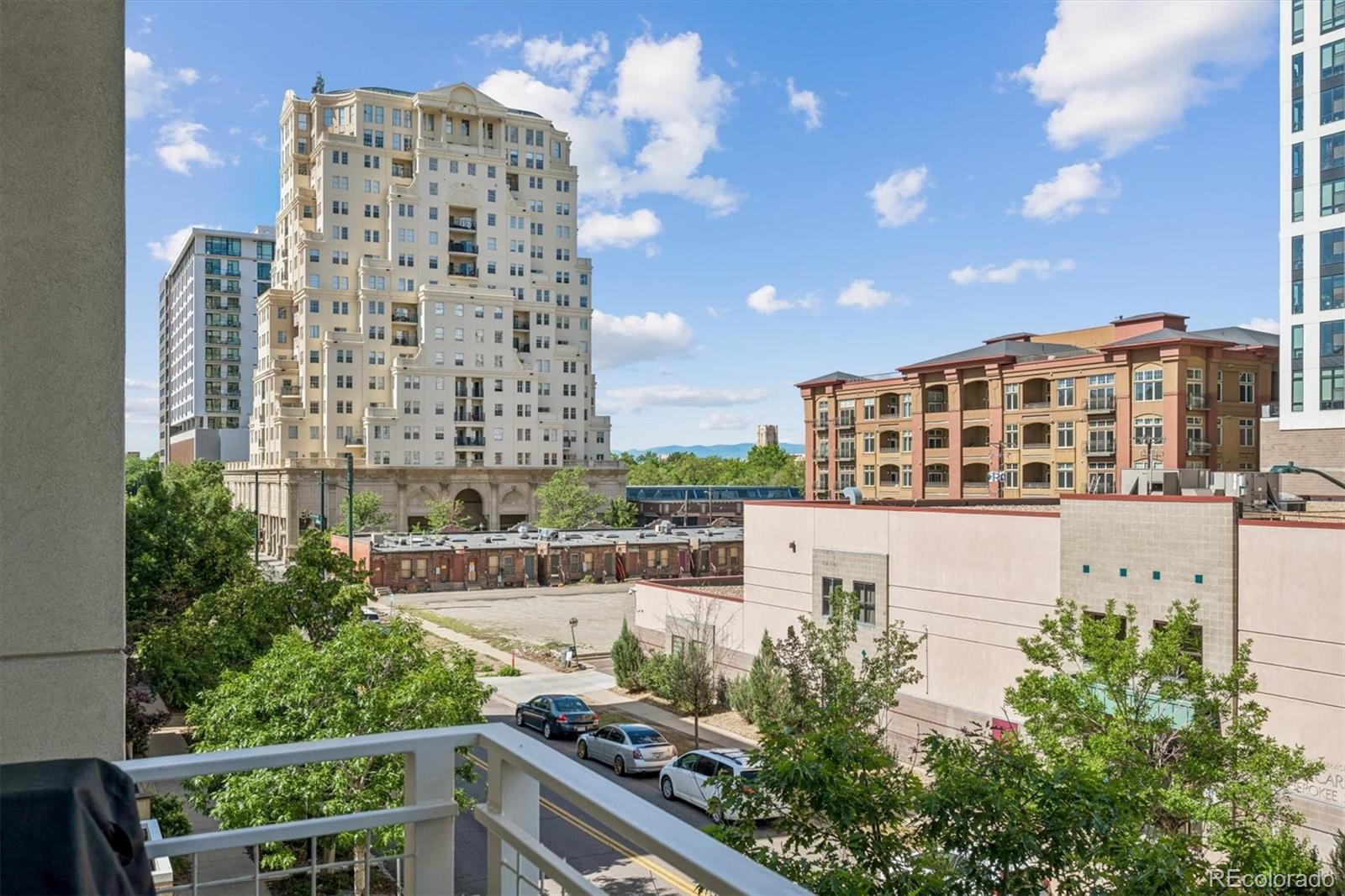 290 W 12th Avenue Unit: 305