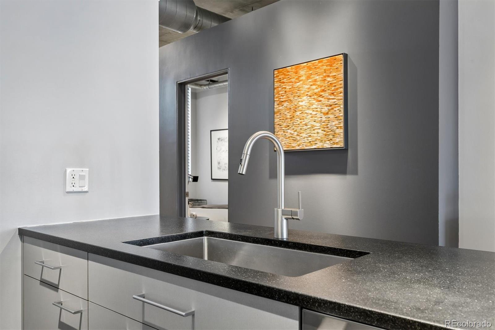 290 W 12th Avenue Unit: 305