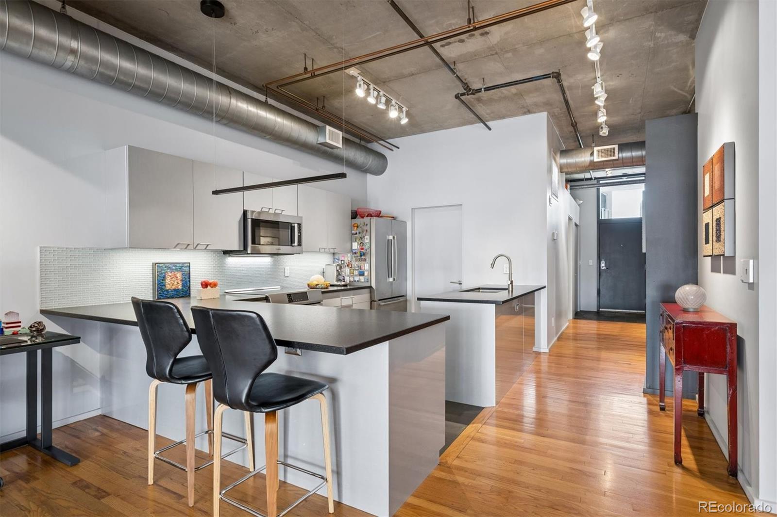 290 W 12th Avenue Unit: 305
