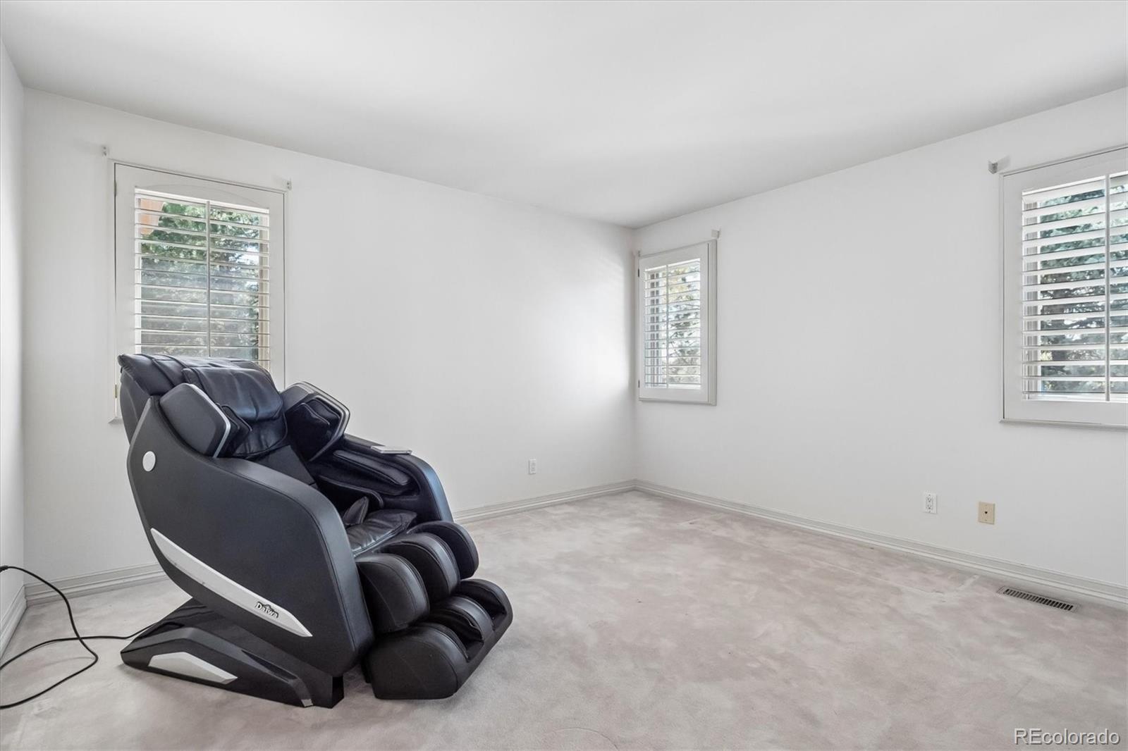 43 Cherry Hills Farm Drive