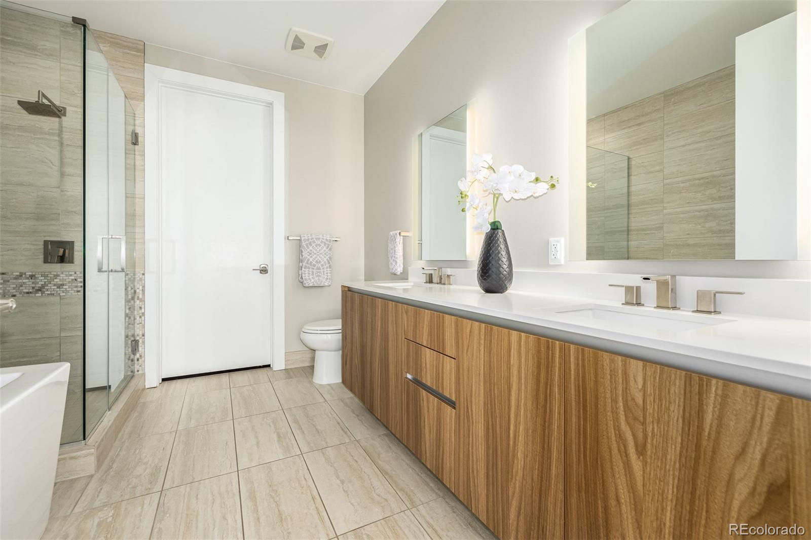 4200 W 17th Avenue Unit: 1212