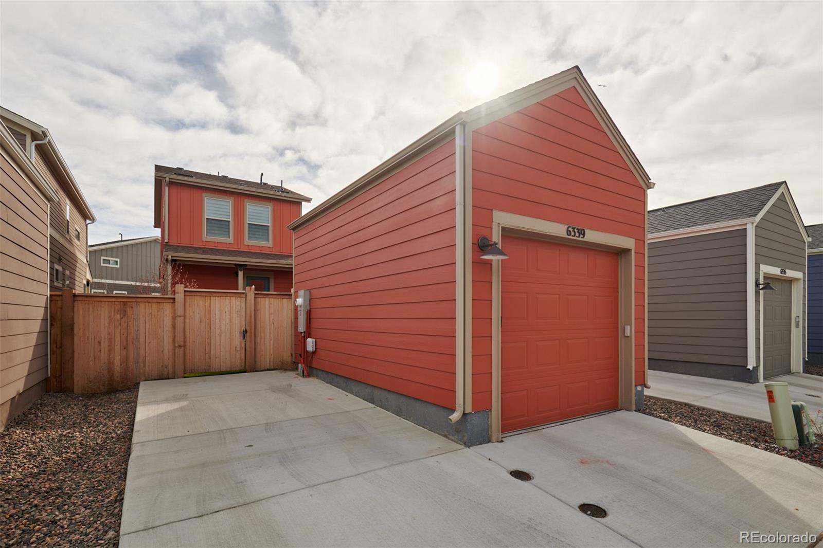 6339 Hanover-R Street