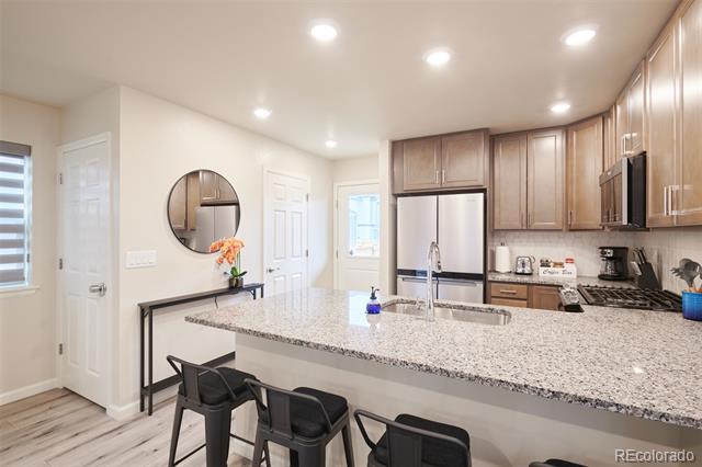 6339 Hanover-R Street
