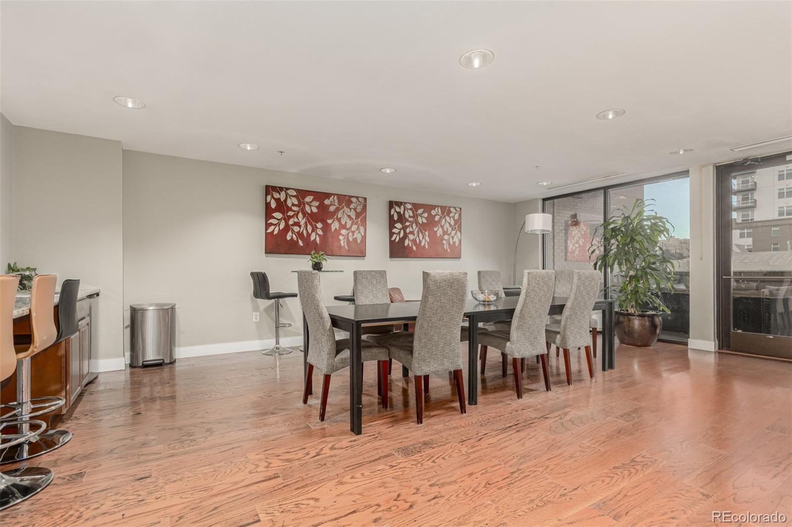 1975 N Grant Street Unit: 627