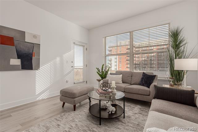 1975 N Grant Street Unit: 627