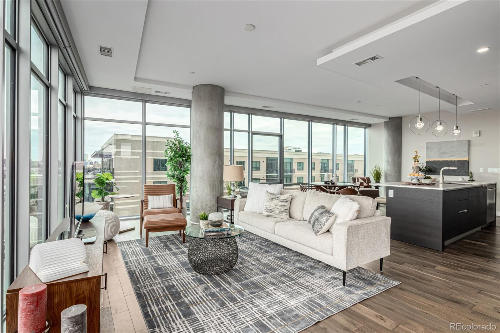 4200 W 17th Avenue Unit: 607