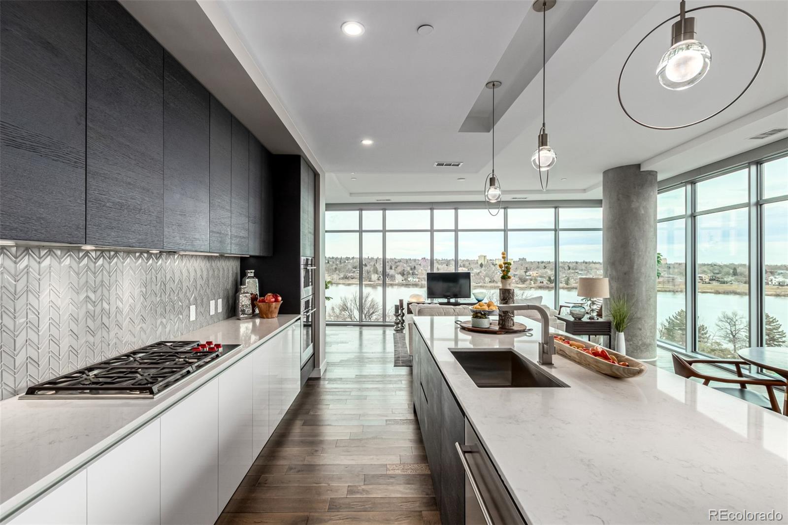 4200 W 17th Avenue Unit: 607