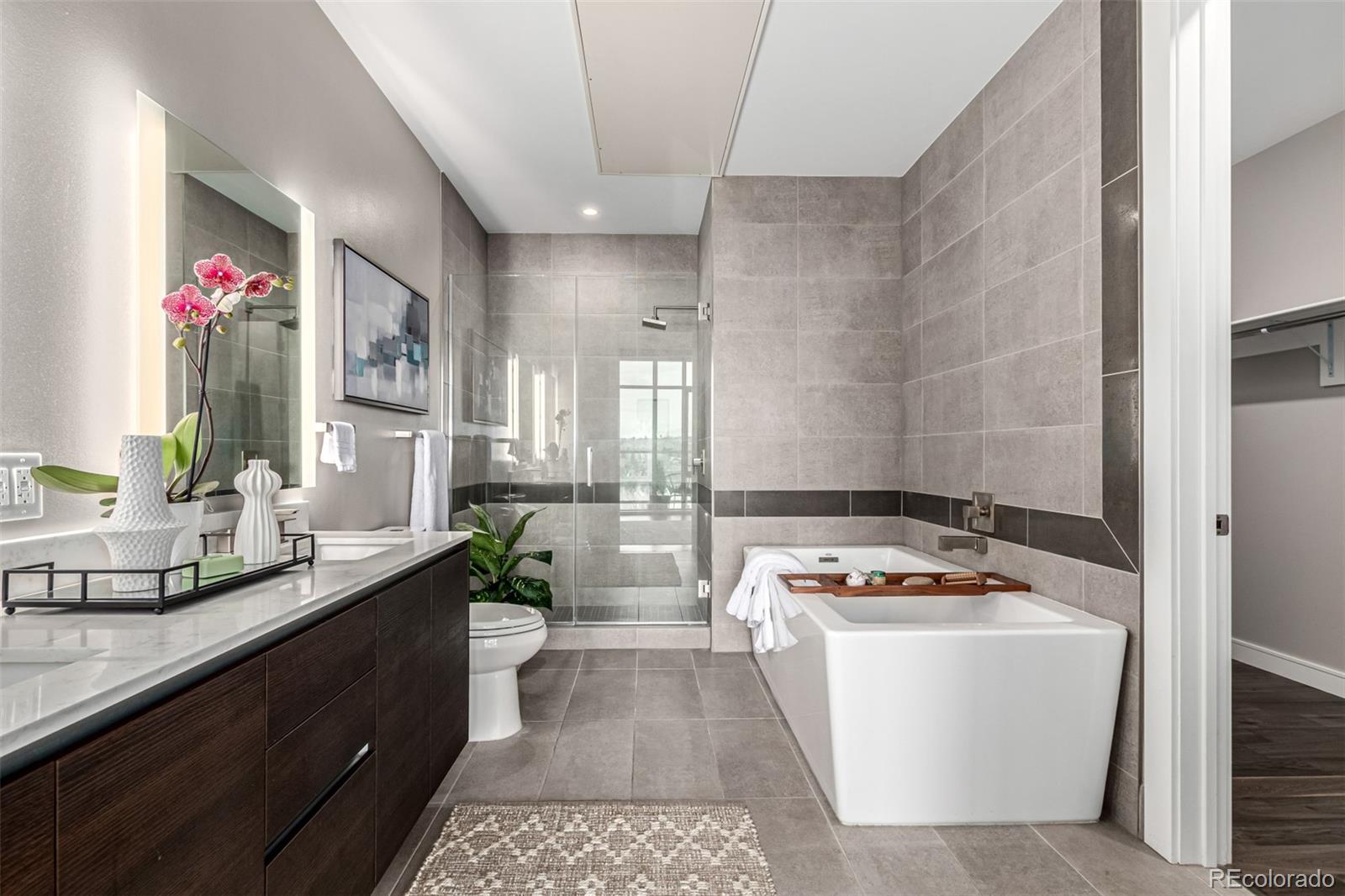 4200 W 17th Avenue Unit: 607