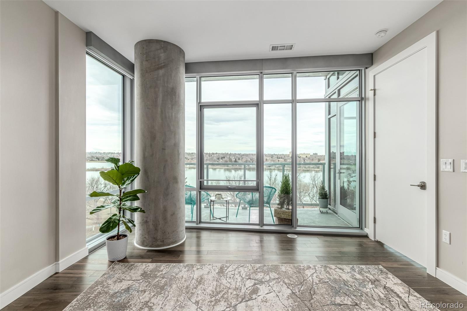 4200 W 17th Avenue Unit: 607