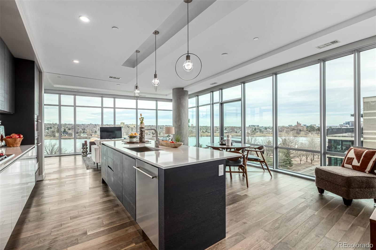 4200 W 17th Avenue Unit: 607