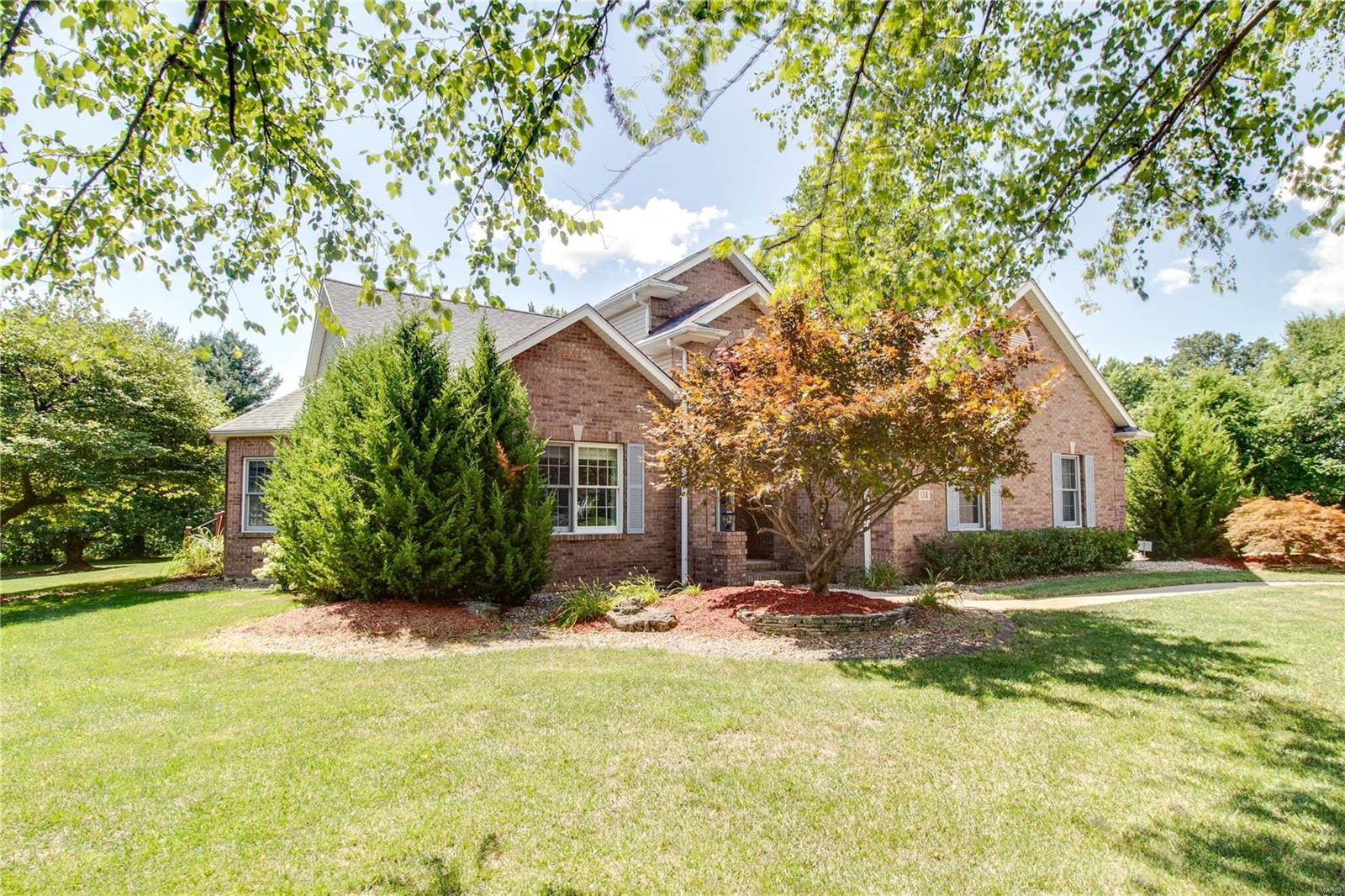 124 Illini Lane