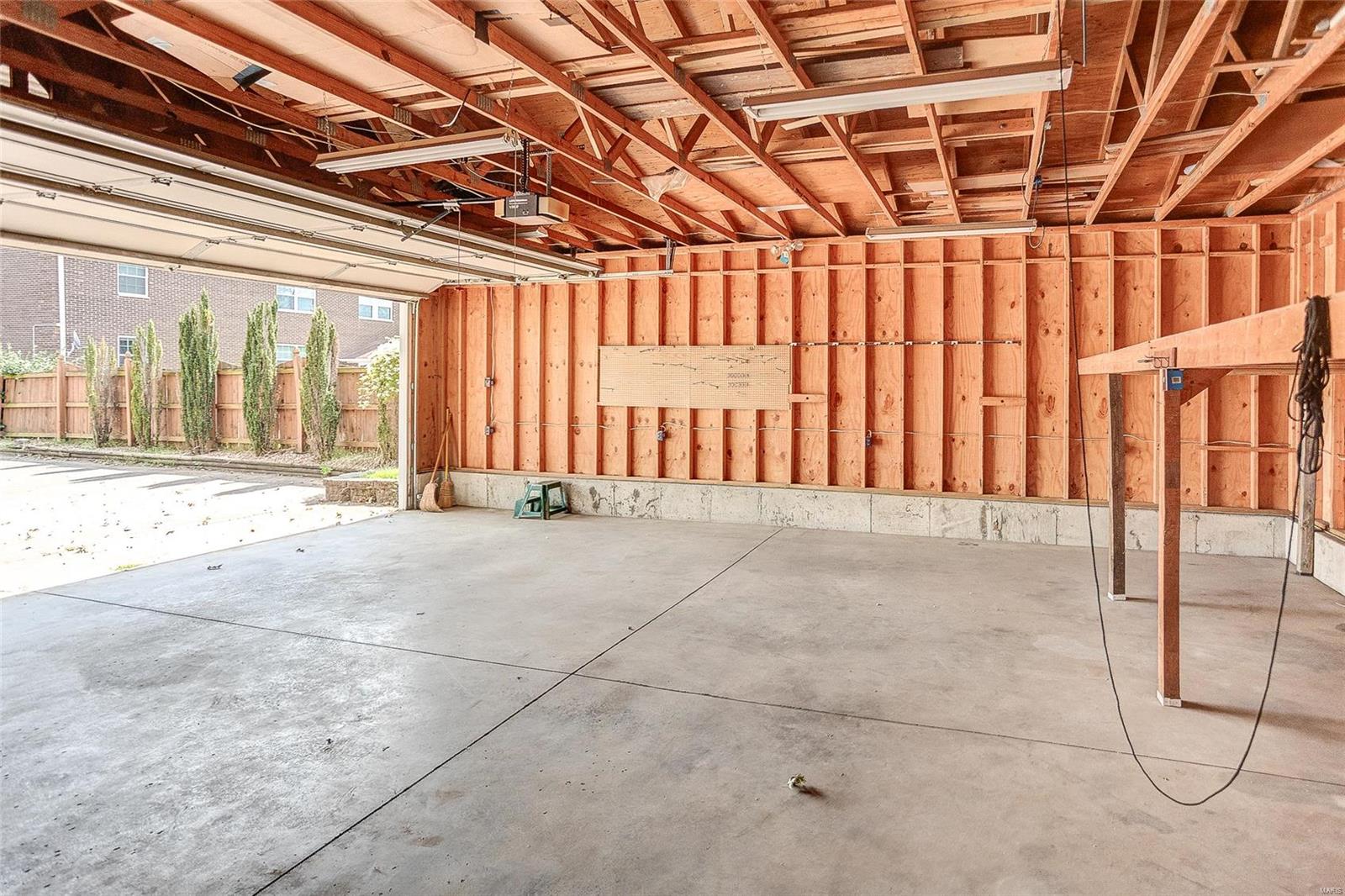 380 N 6th Street