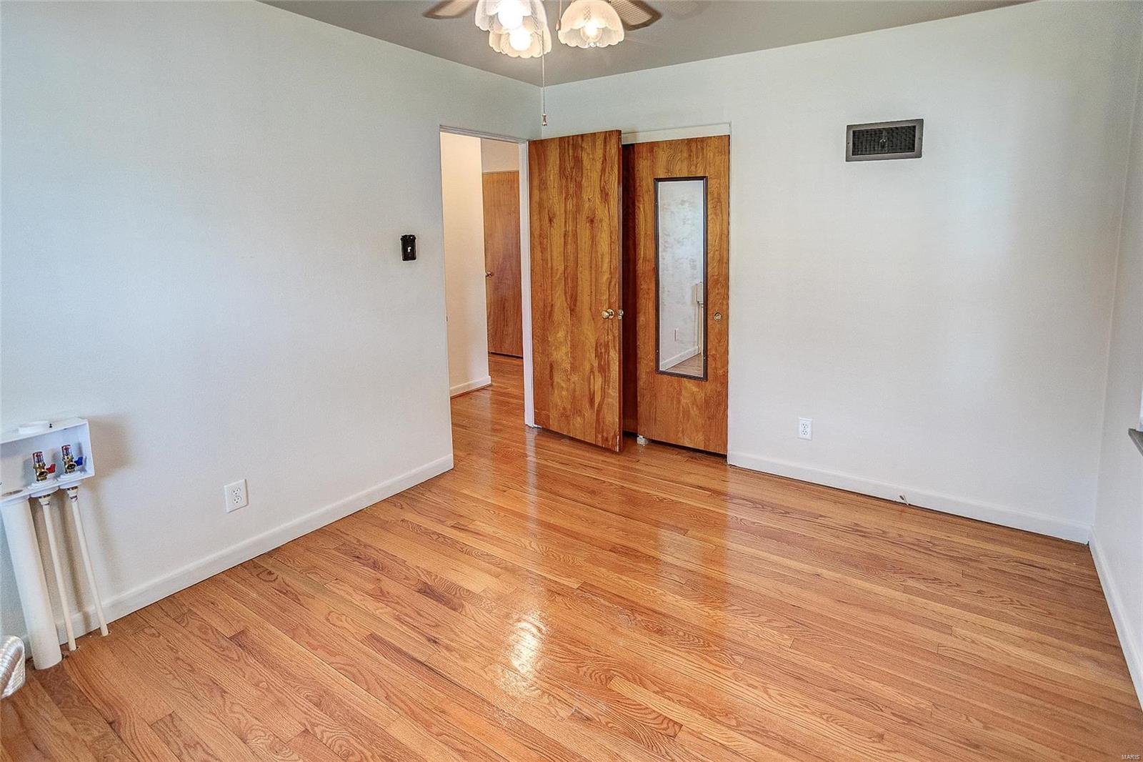 380 N 6th Street