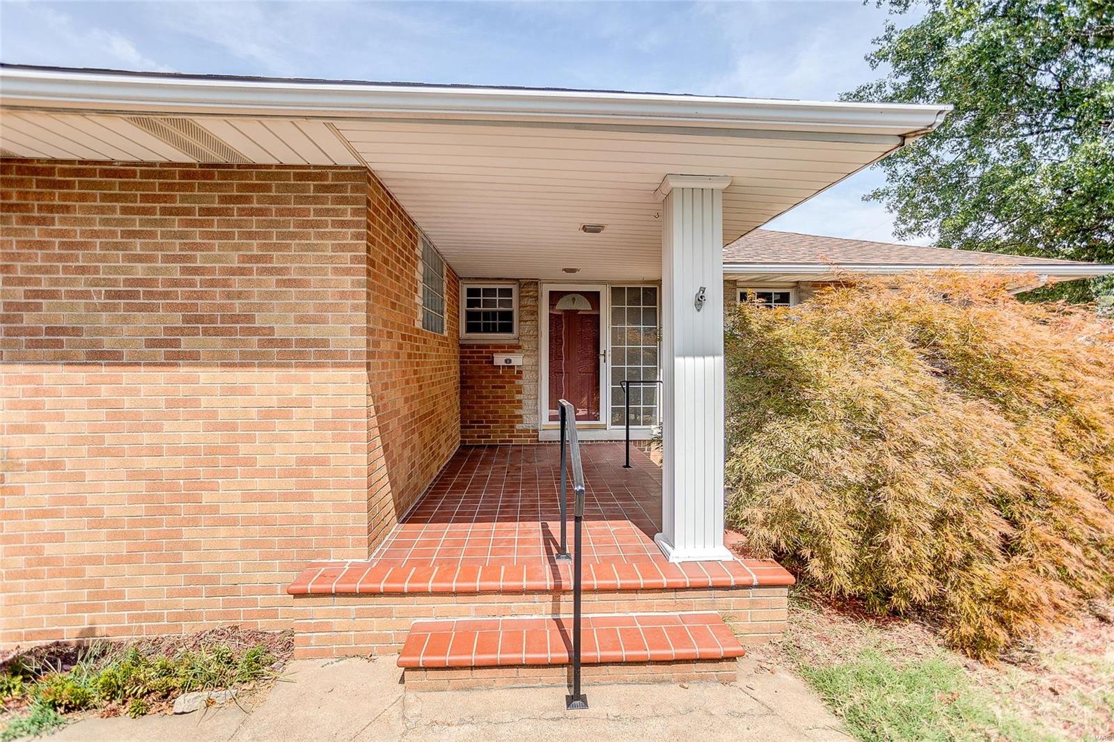380 N 6th Street