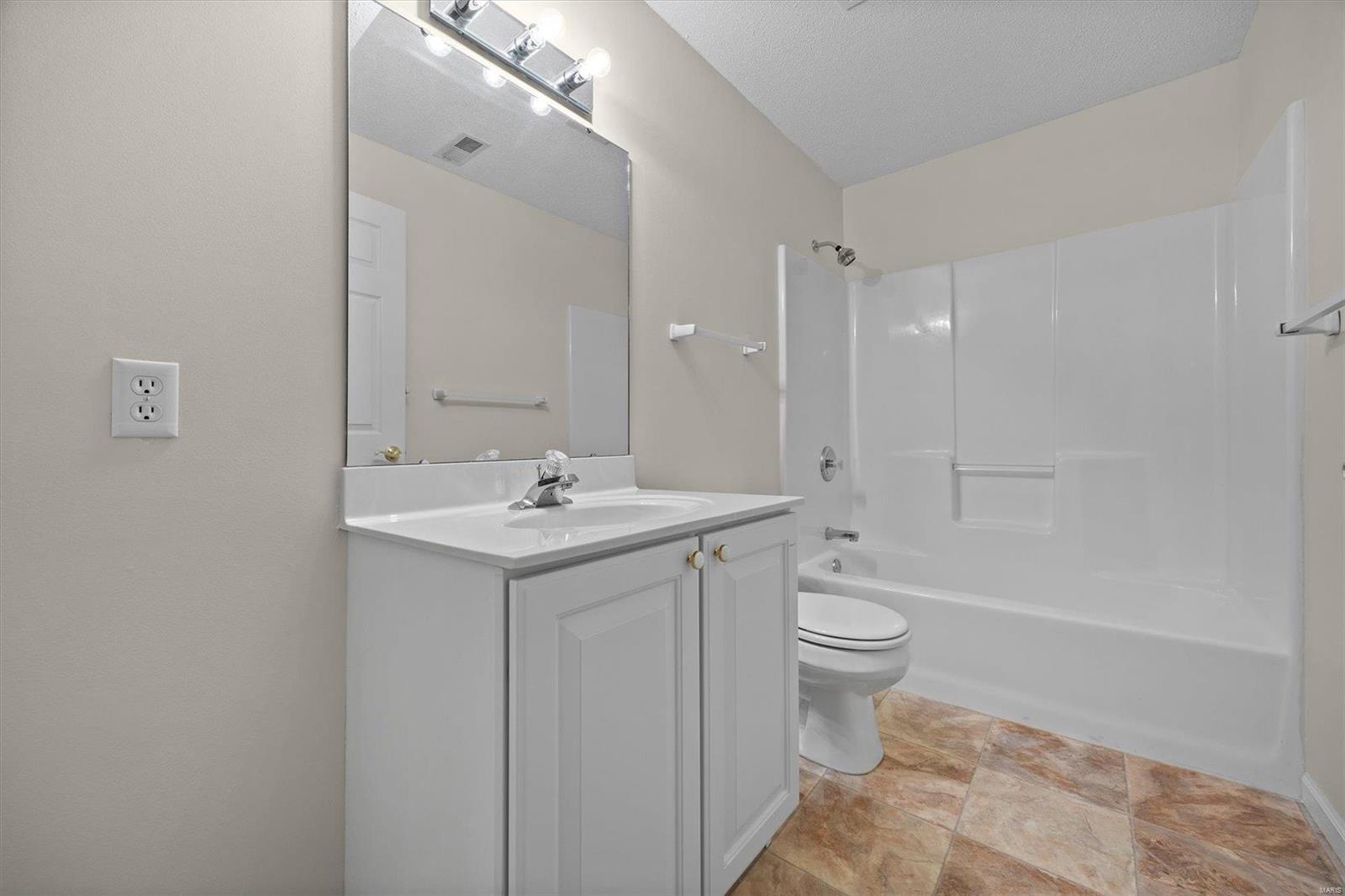 2644 Katrine Lake Drive