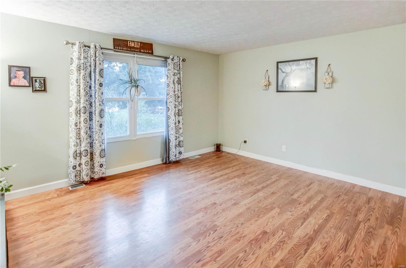 3603 Valley Drive