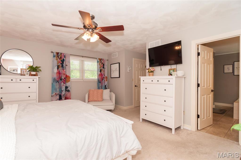 924 University Drive Drive